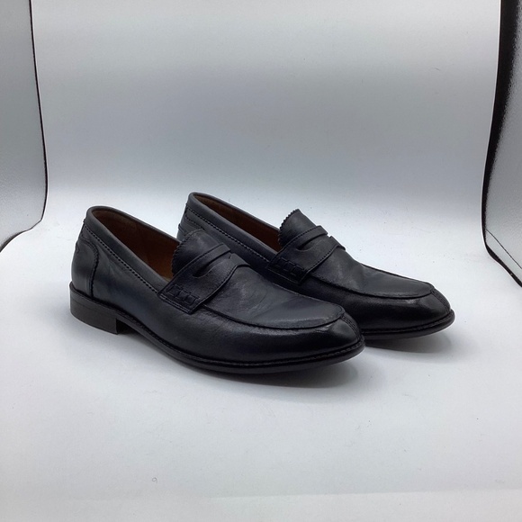 Men’s EUC Bata Brand Italian Black Leather Loafers Size 41 main image 7